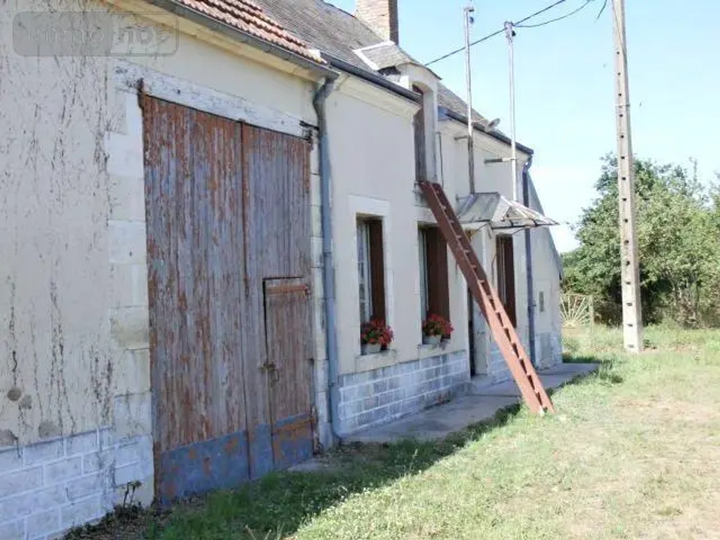 Maison à vendre - 2 pièces - 38m2 - Saint-Hilaire-En-... (18160)