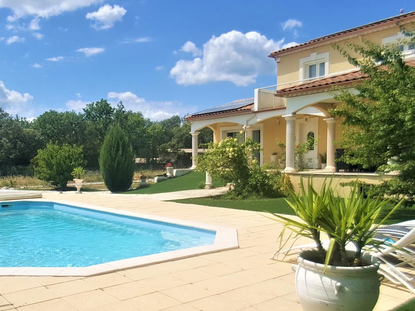 Maison 7 pièces 205 m²