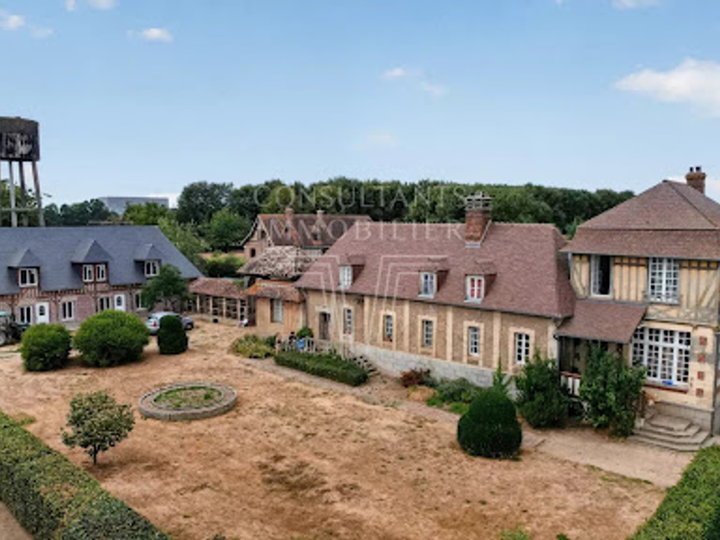Propriété 17 pièces 722 m²