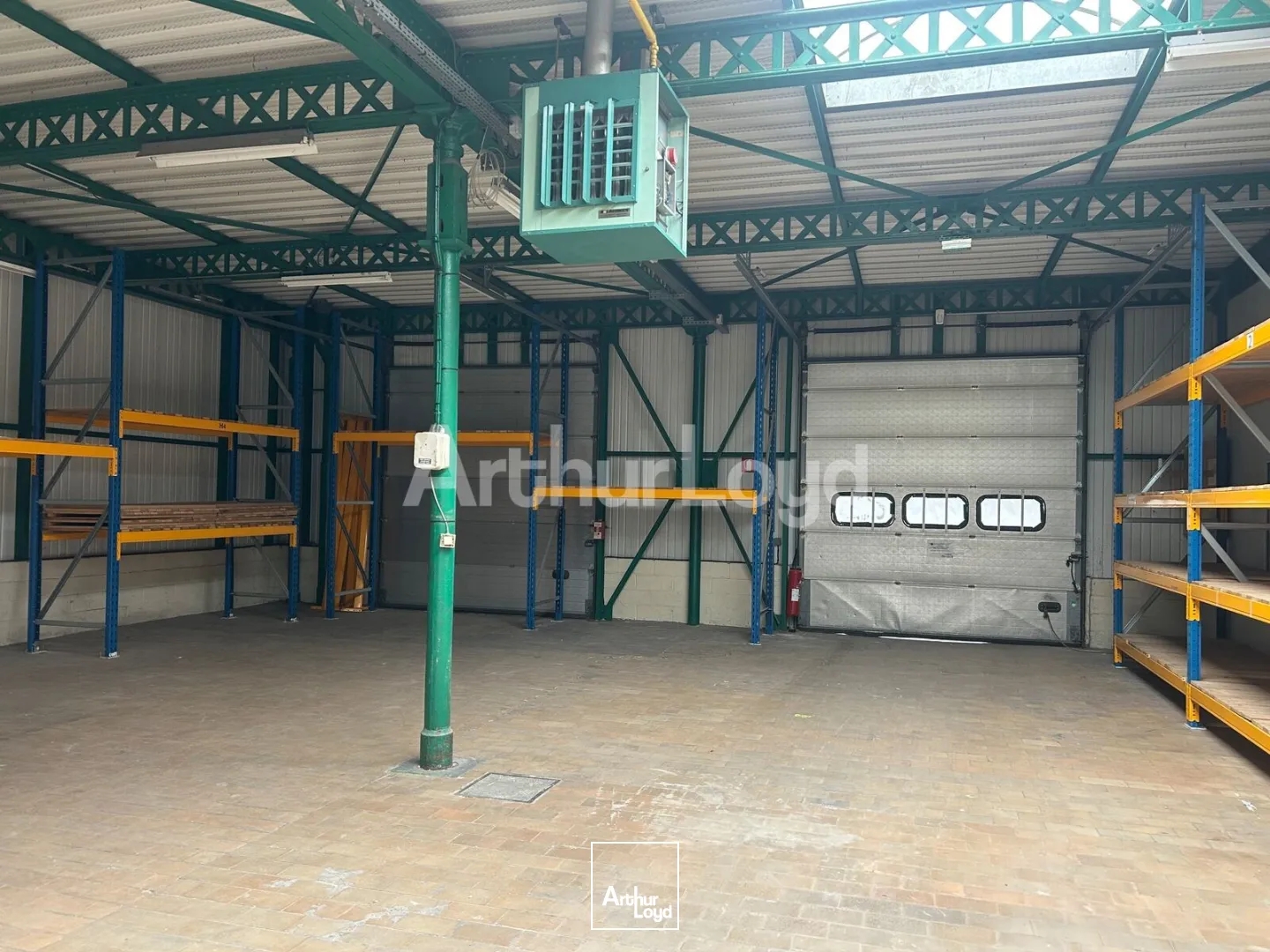 Locaux à vendre - 1668m2 - Tourcoing (59200)