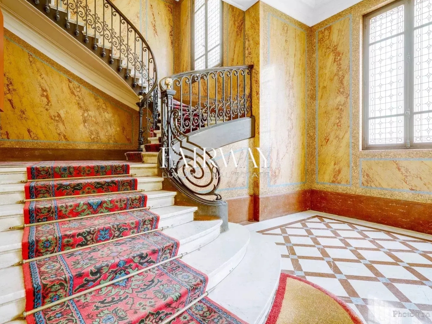 Appartement à vendre - 5 pièces - 149m2 - Paris 17e (75017)