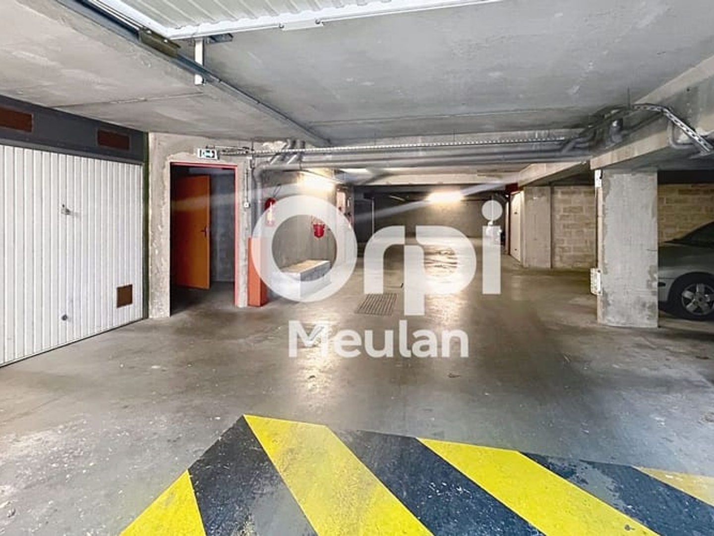 Parking / garage / box à vendre - 12m2 - Meulan-En-Yvelines (78250)