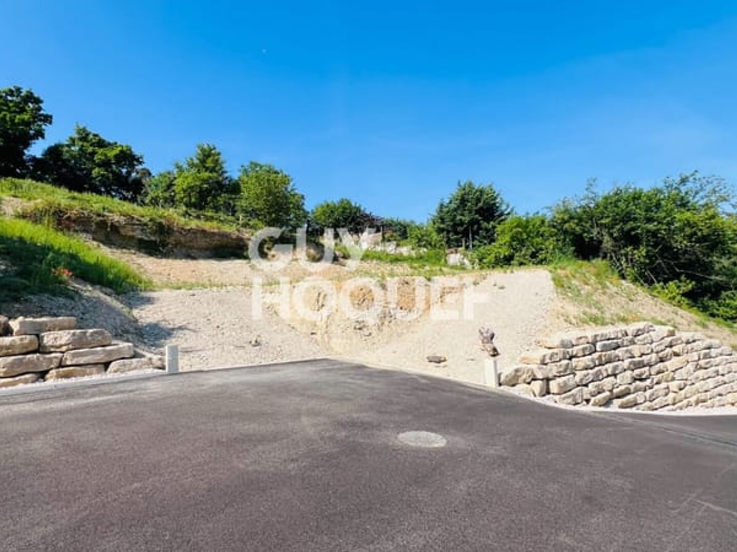 Terrain à vendre - 1078m2 - Saint-Alban-De-Roche (38080)