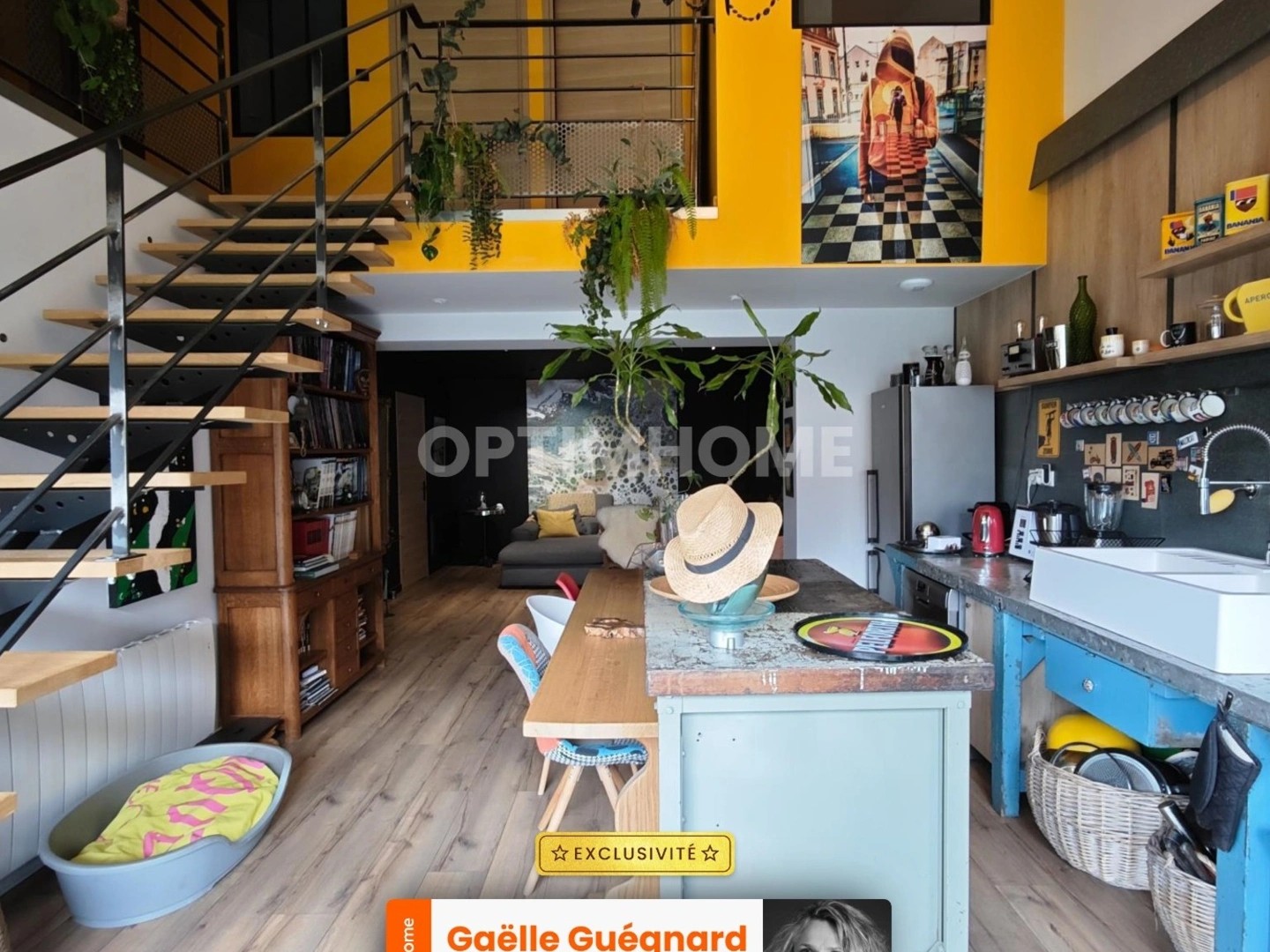 LOFT D'EXCEPTION - HYPERCENTRE DE CHOLET - 110 m² - JARDIN - PARKING PRIVATIF