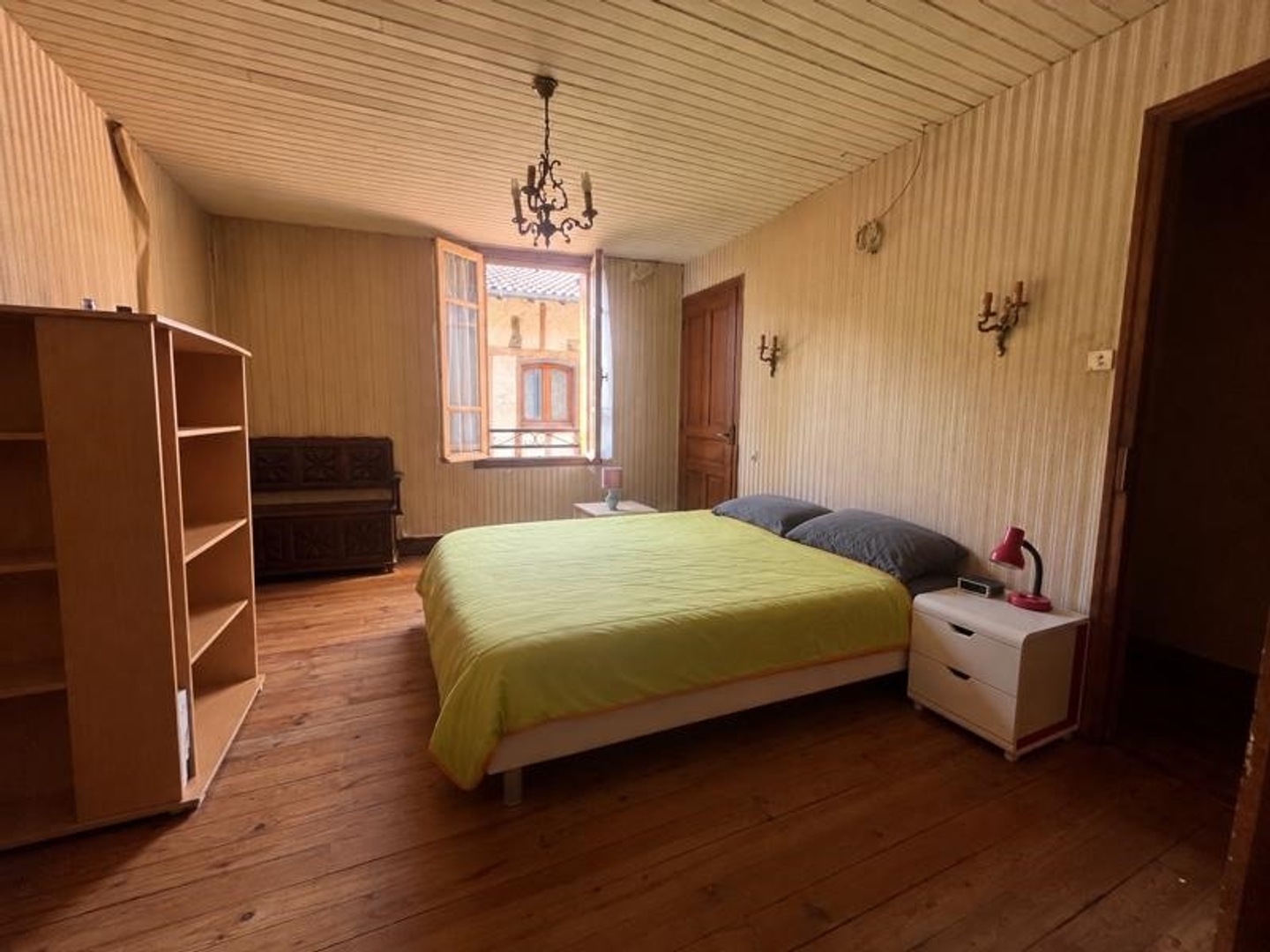 Maison à vendre - 3 pièces - 72m2 - Saint-Constant-Fo... (15600)
