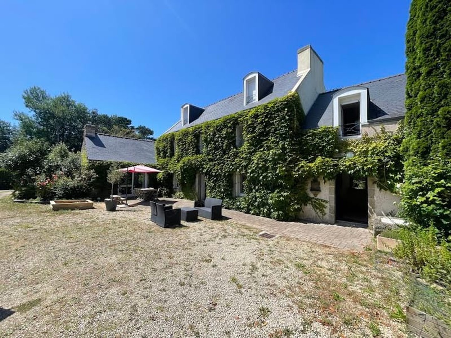 Propriété 9 pièces 300 m²
