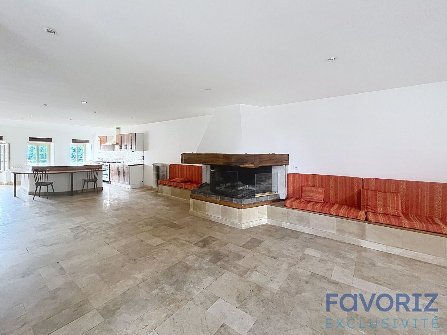 Maison à vendre - 5 pièces - 189m2 - Chalindrey (52600)