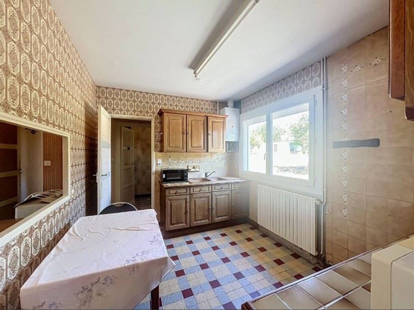 Maison à vendre - 4 pièces - 65m2 - La Roche-Chalais (24490)