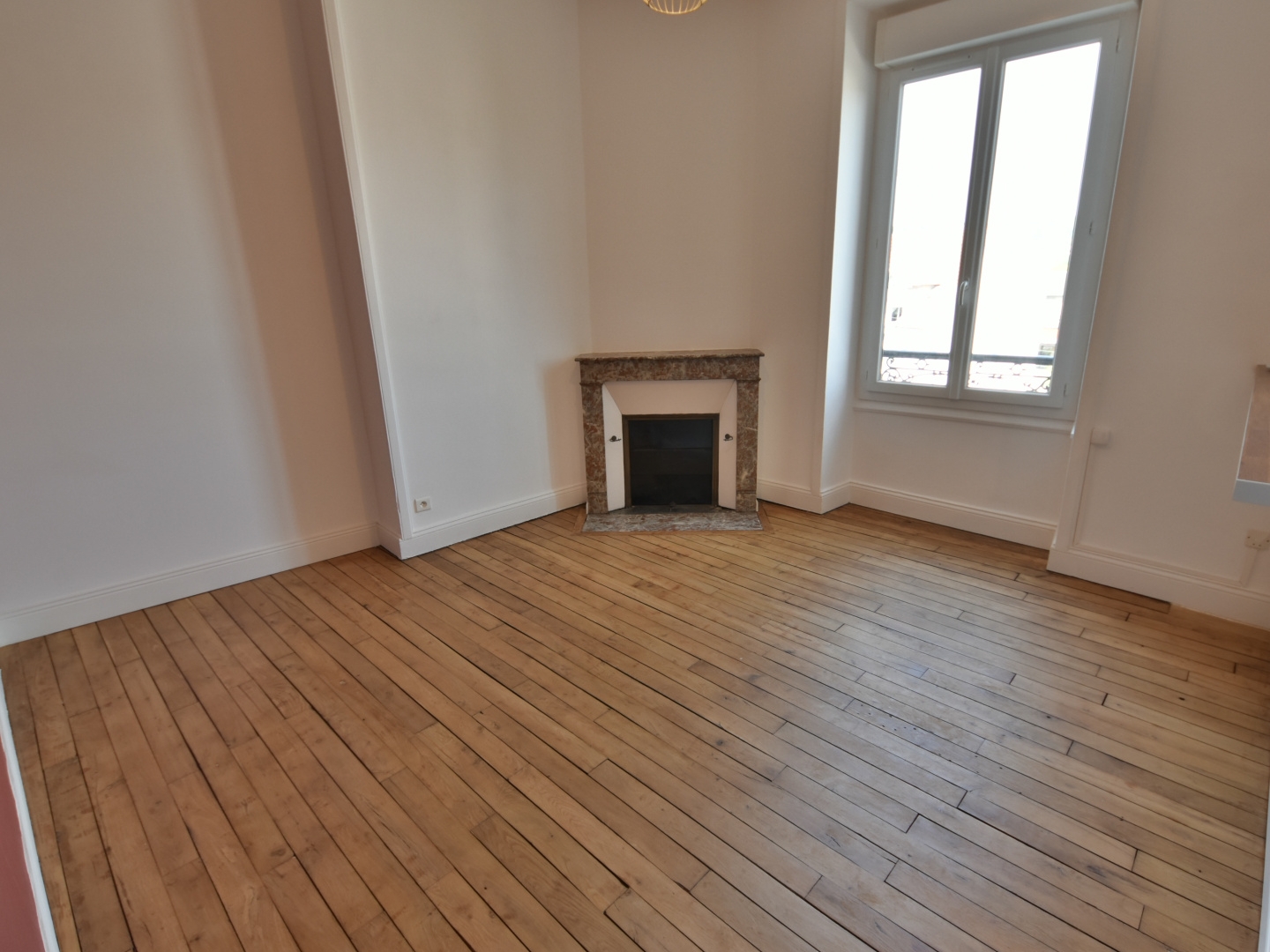 Appartement à vendre - 2 pièces - 39m2 - Brive-La-Gaillarde (19100)