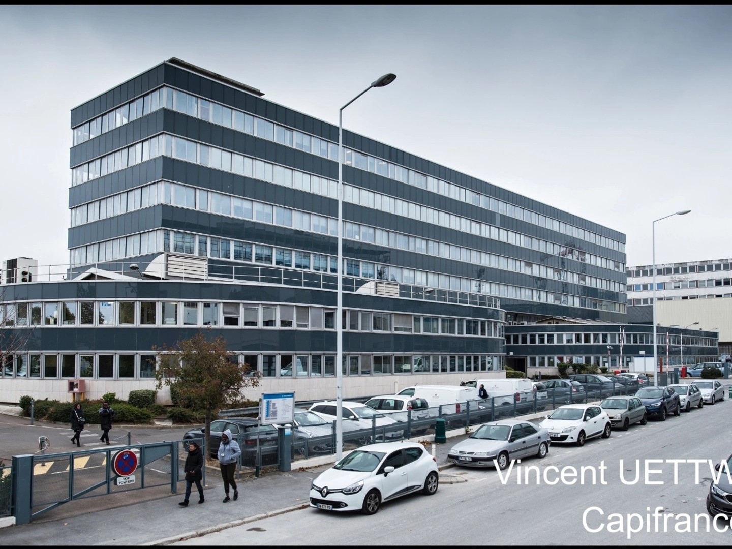 Commerce 17 pièces 527 m²