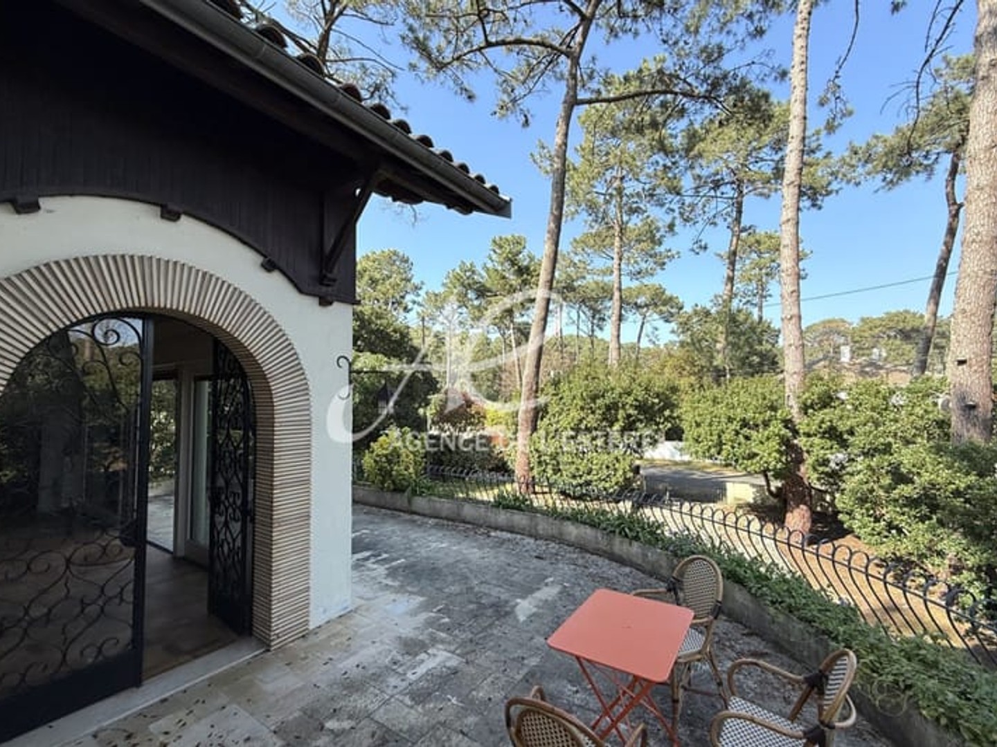 Maison familiale Piraillan-7 chambres