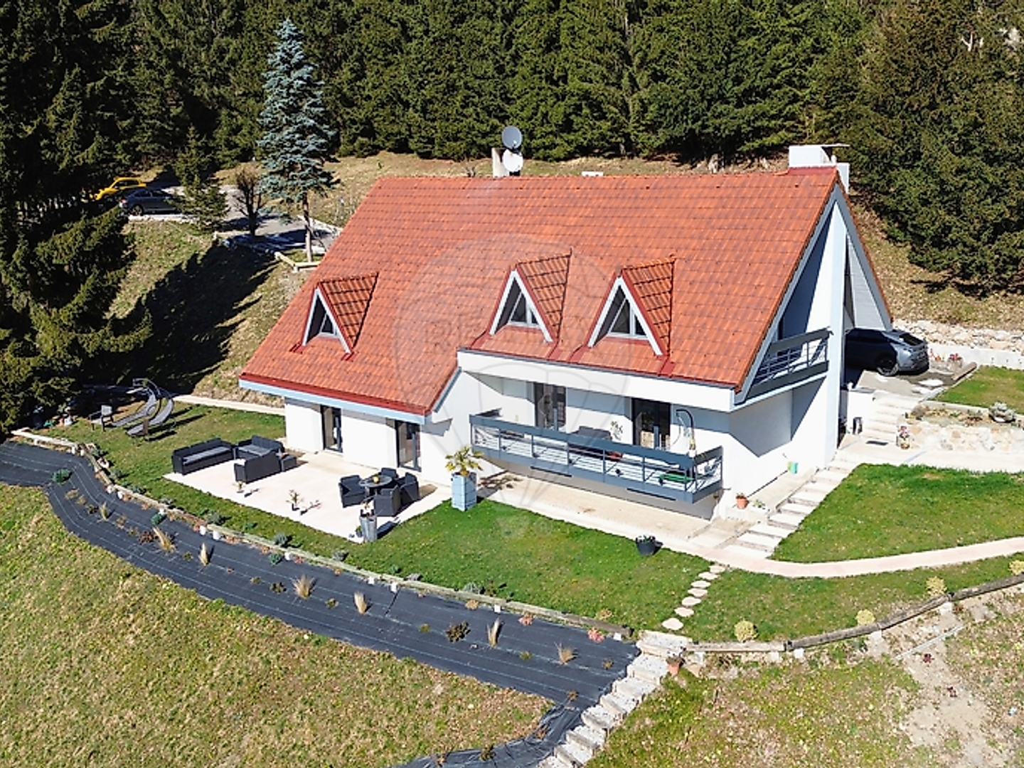 Maison à vendre - 5 pièces - 183m2 - Thyez (74300)
