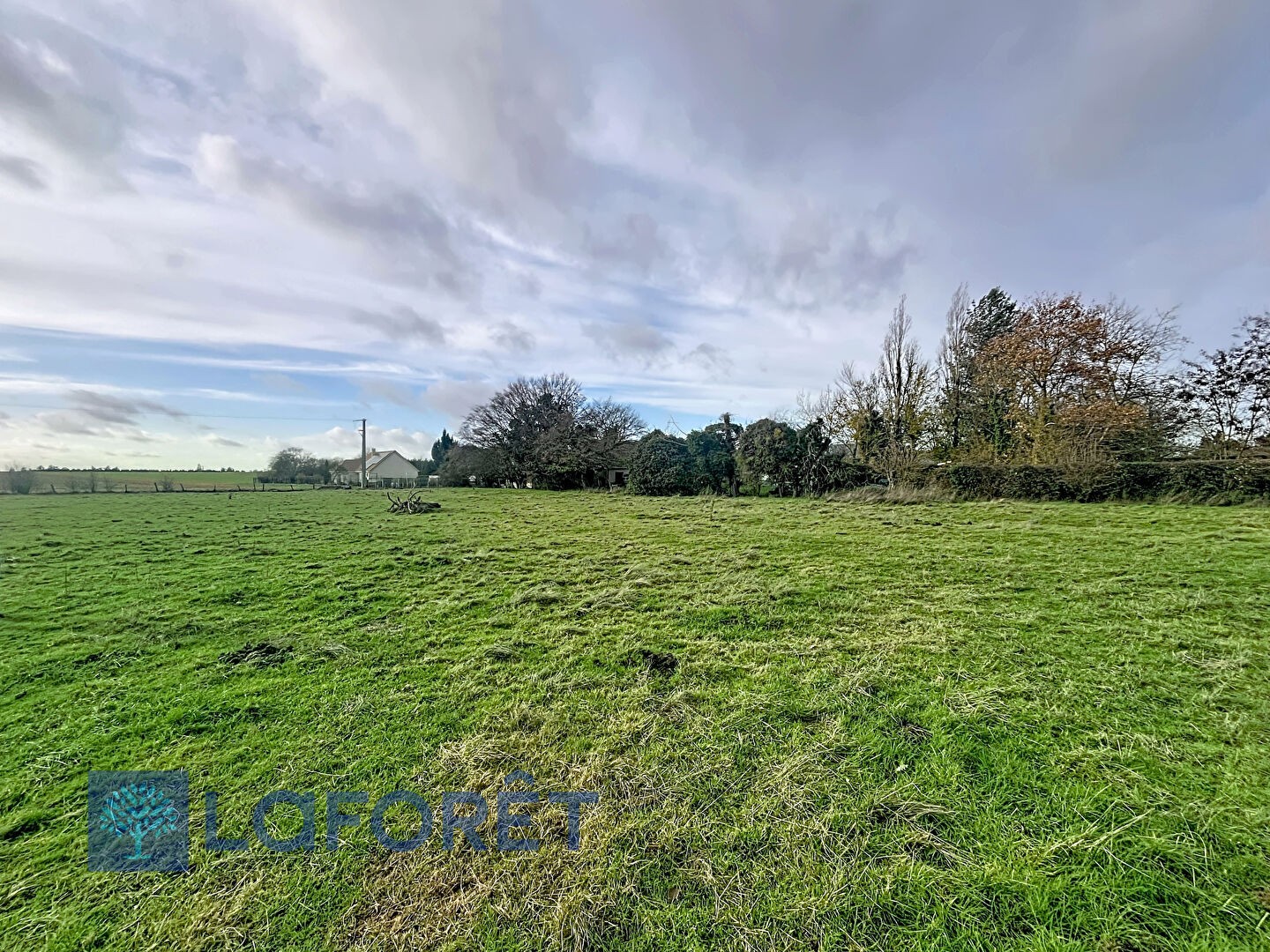 Terrain 1106 m²
