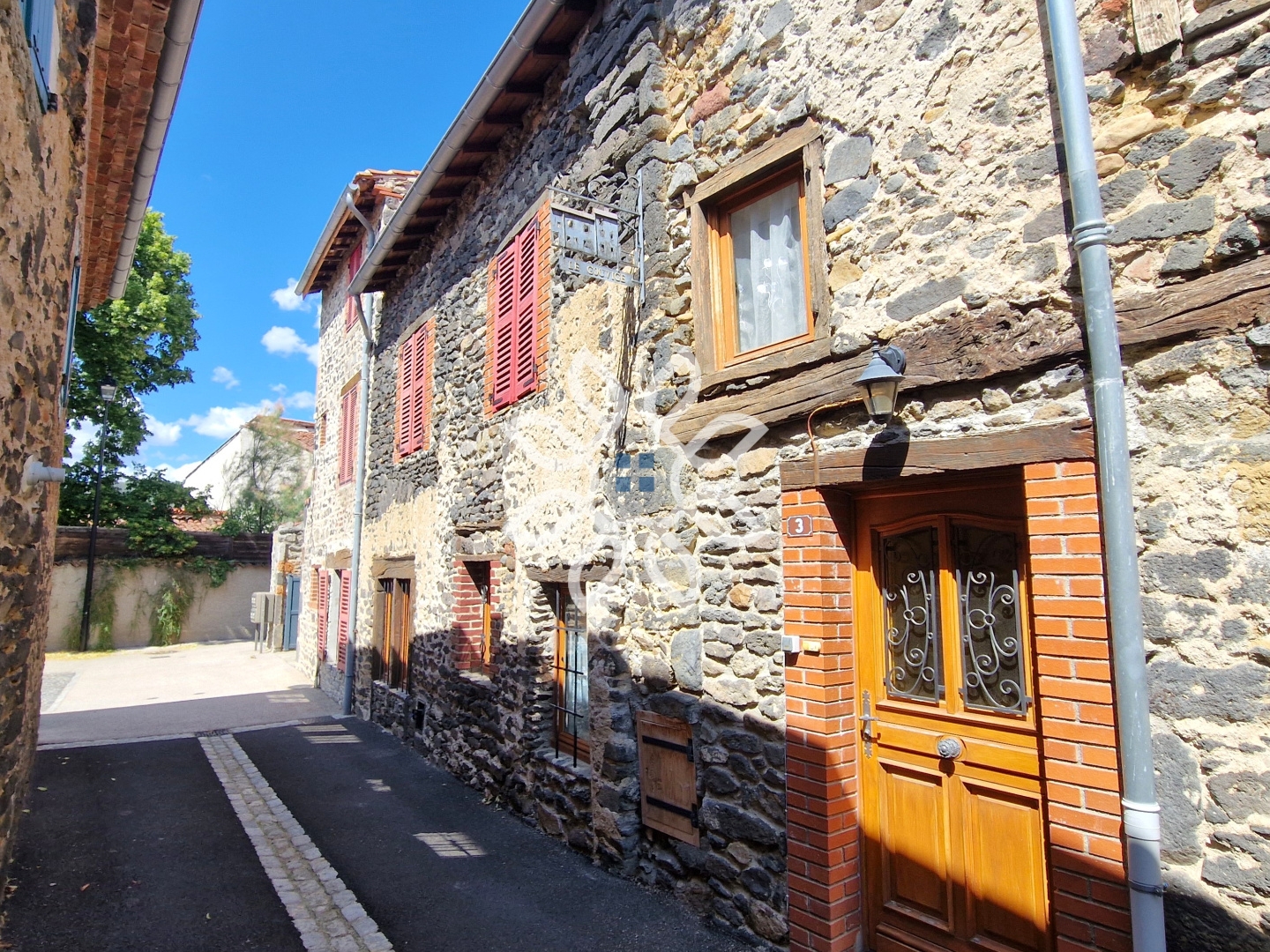 Maison à vendre - 6 pièces - 158m2 - Lamothe (43100)