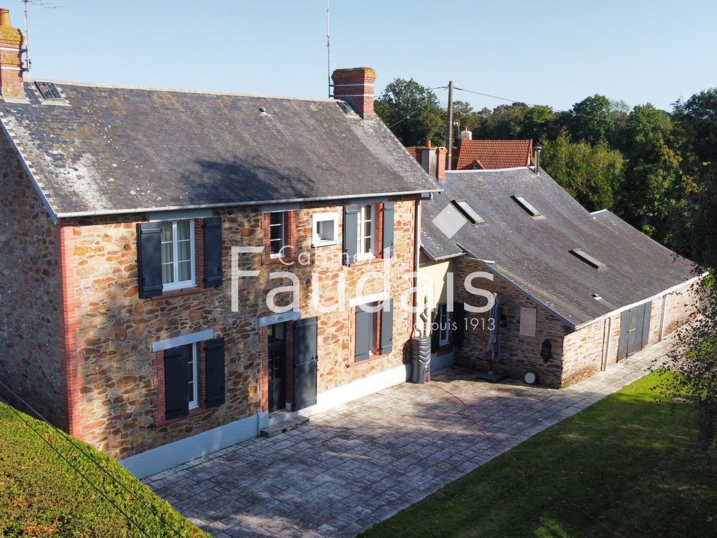 Maison 7 pièces 180 m²