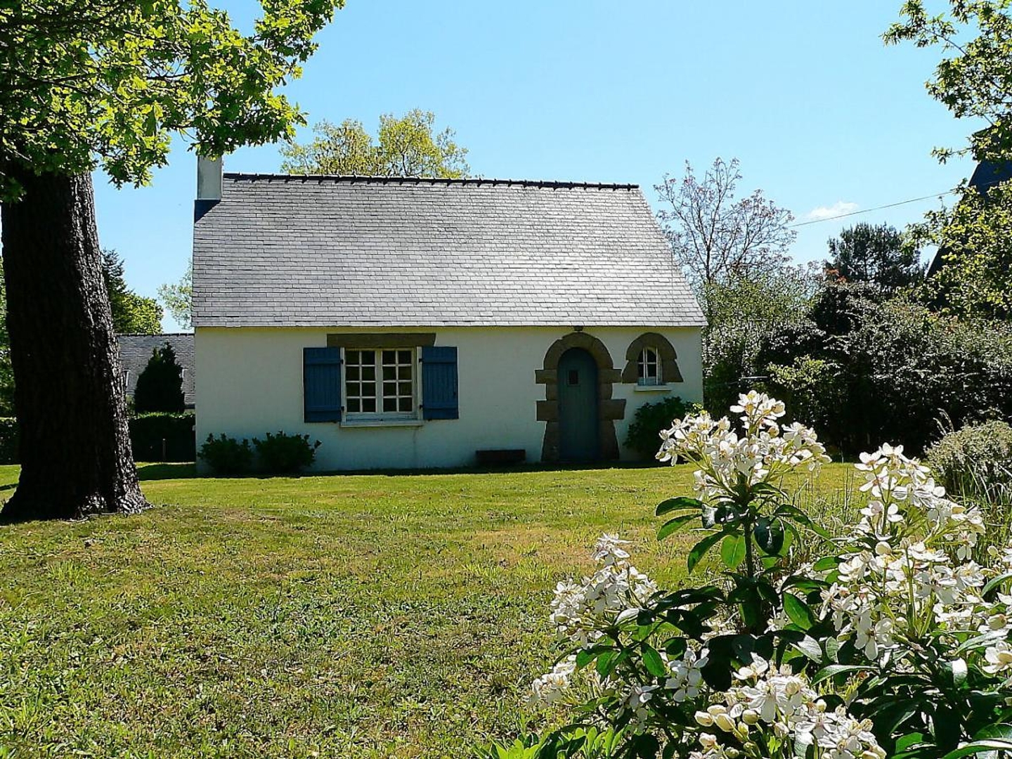 House FOR SALE IN Crach