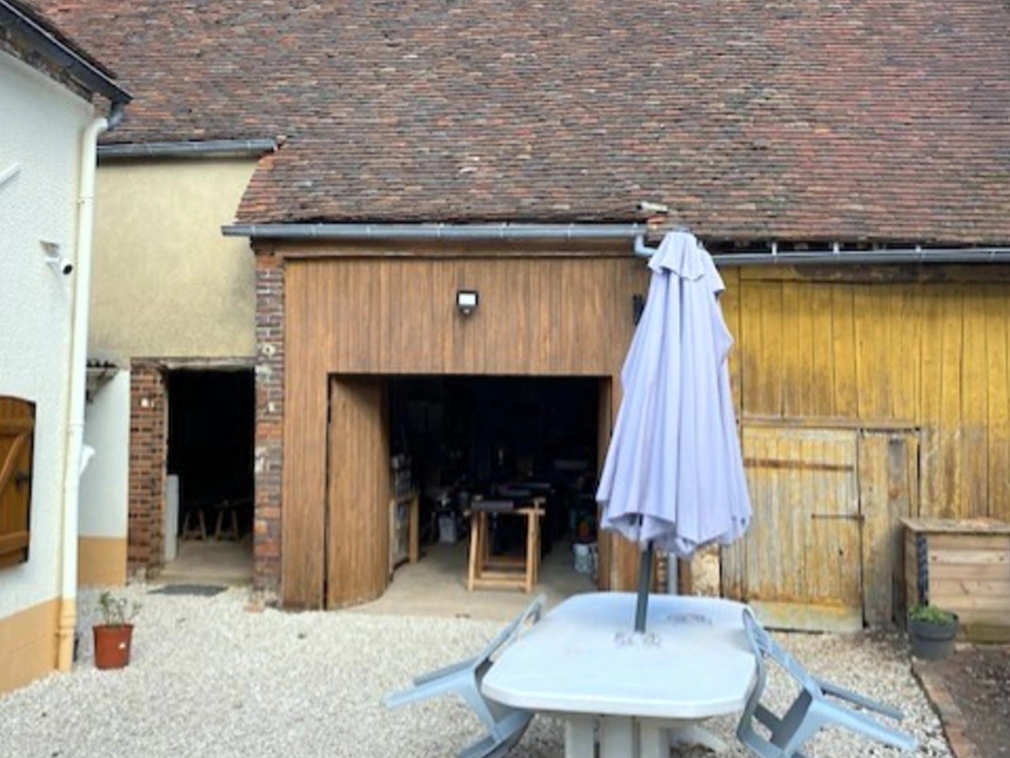 Maison à vendre - 3 pièces - 60m2 - Arces-Dilo (89320)