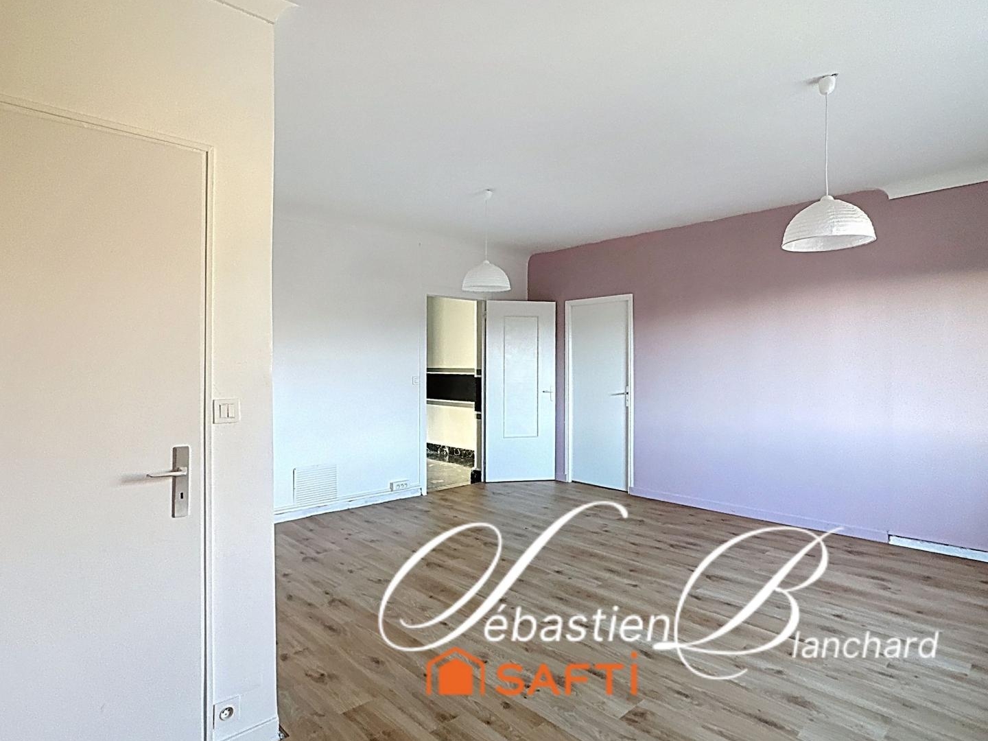 Maison à vendre - 7 pièces - 263m2 - Culoz-Béon (01350)