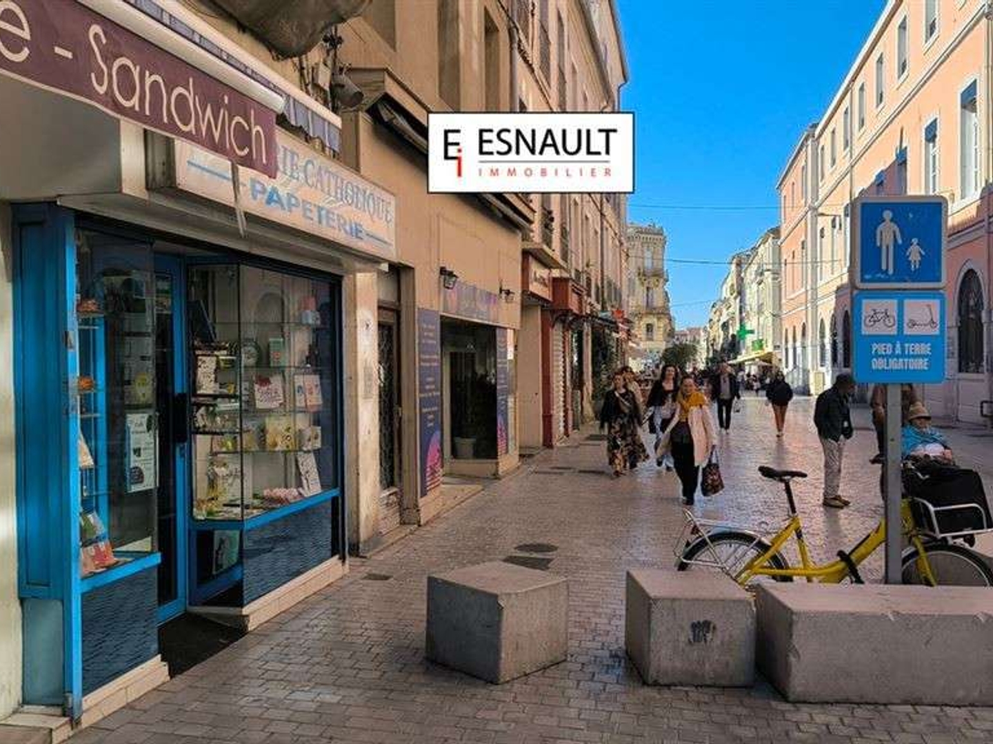 Cède FDC librairie très rentable à Sète