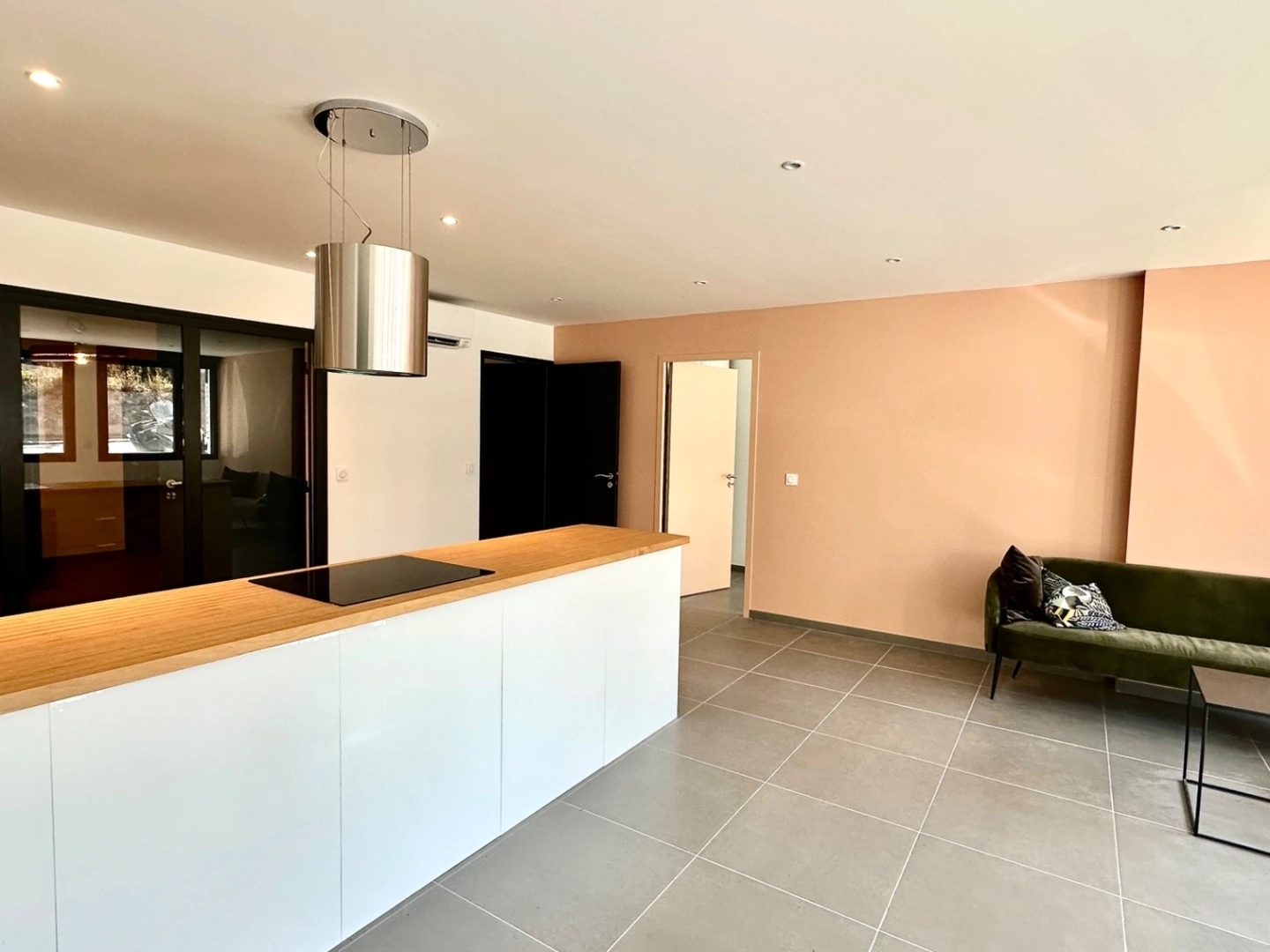 Commerce 4 pièces 90 m²