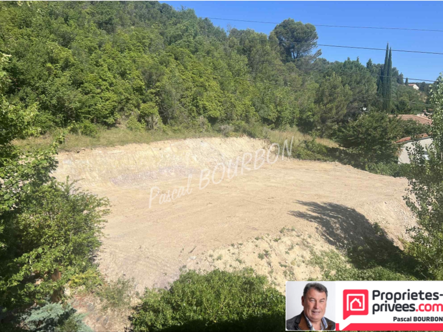 Terrain 1078 m²