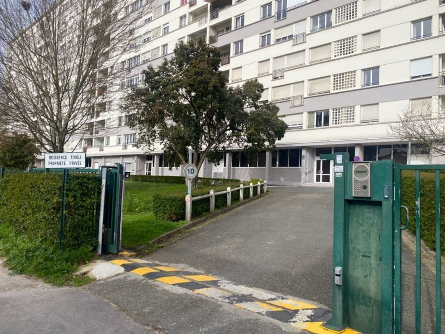 Parking / garage / box à vendre - Bordeaux (33000)