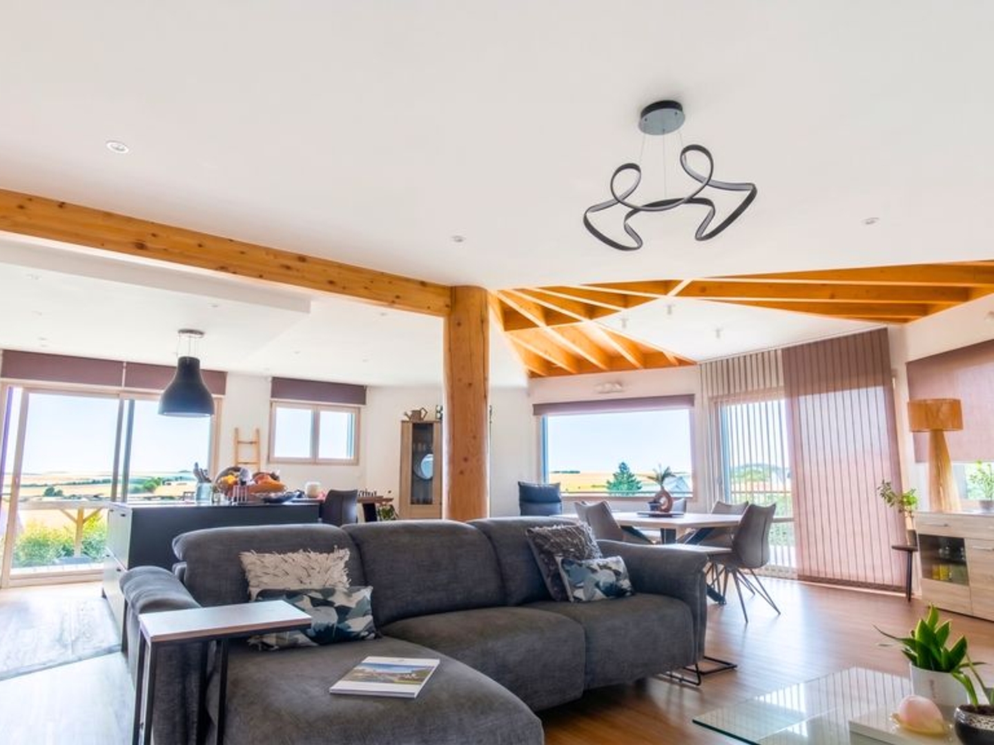 Maison à vendre - 7 pièces - 157m2 - Pihen-Lès-Guînes (62340)