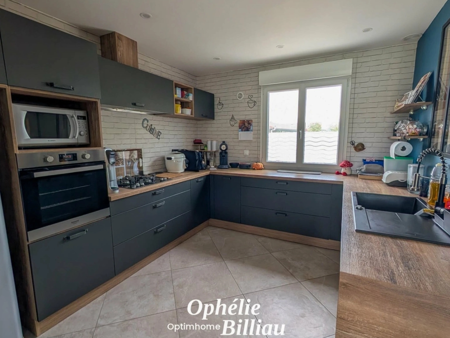 **CALONNE-SUR-LA-LYS - INDIVIDUELLE SEMI PLAIN-PIED - 143 M² - 5 CHAMBRES - TERRAIN 1 385 M² - GARAGE 50 M²**