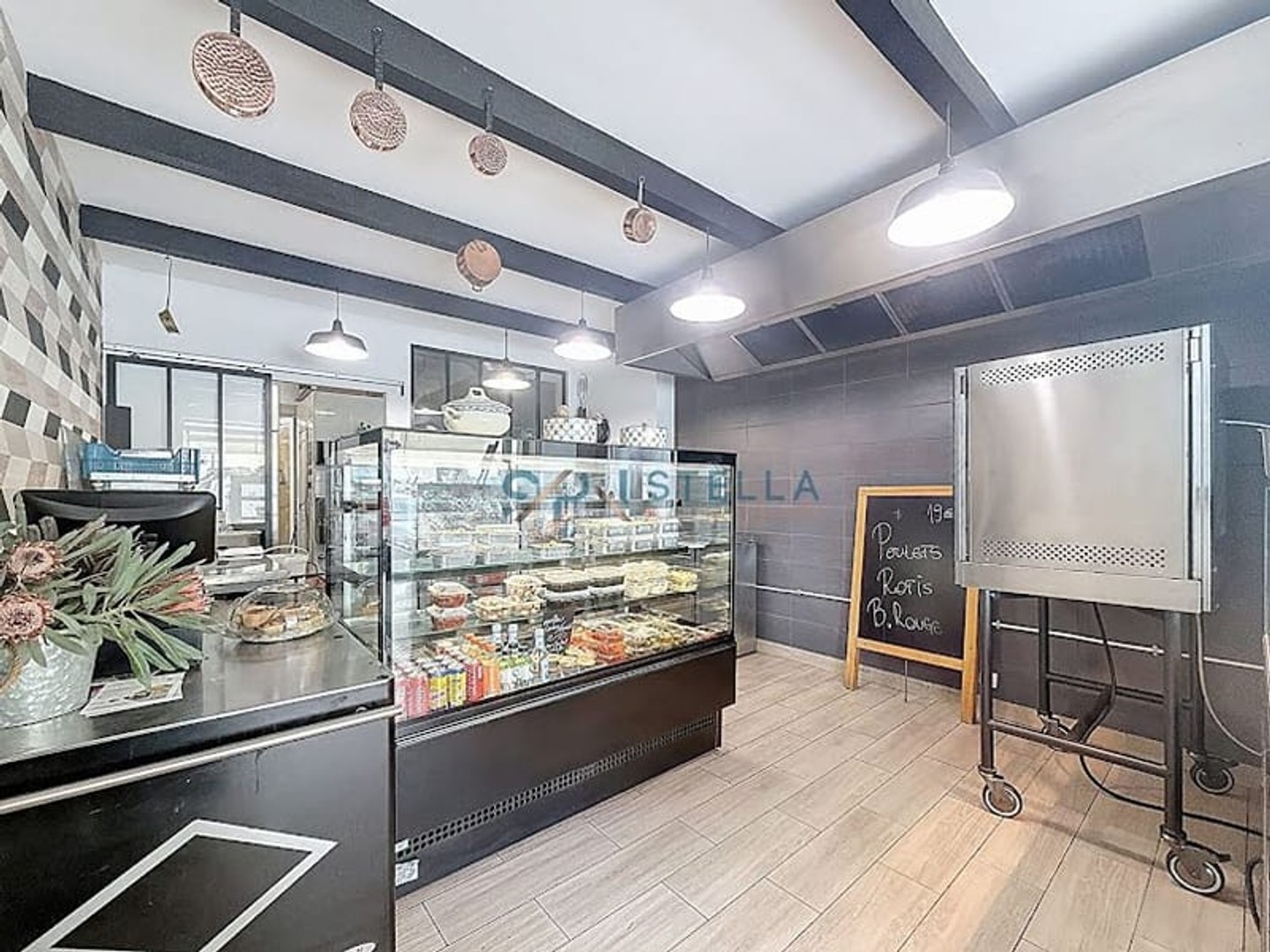 Commerce 35 m²