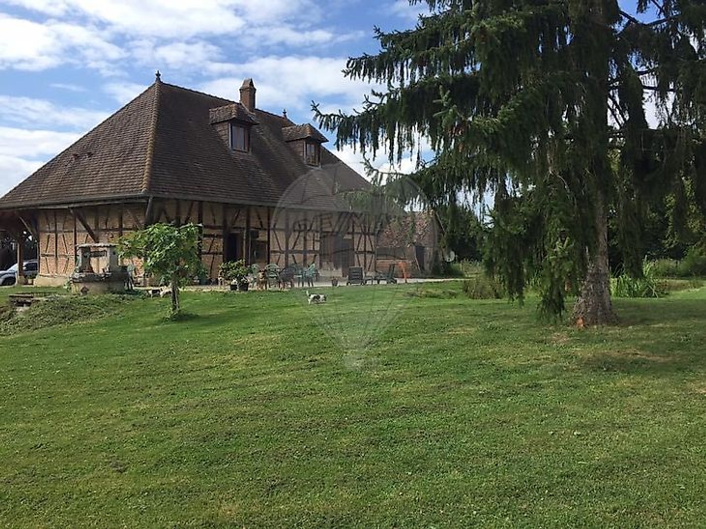 Maison 9 pièces 248 m²