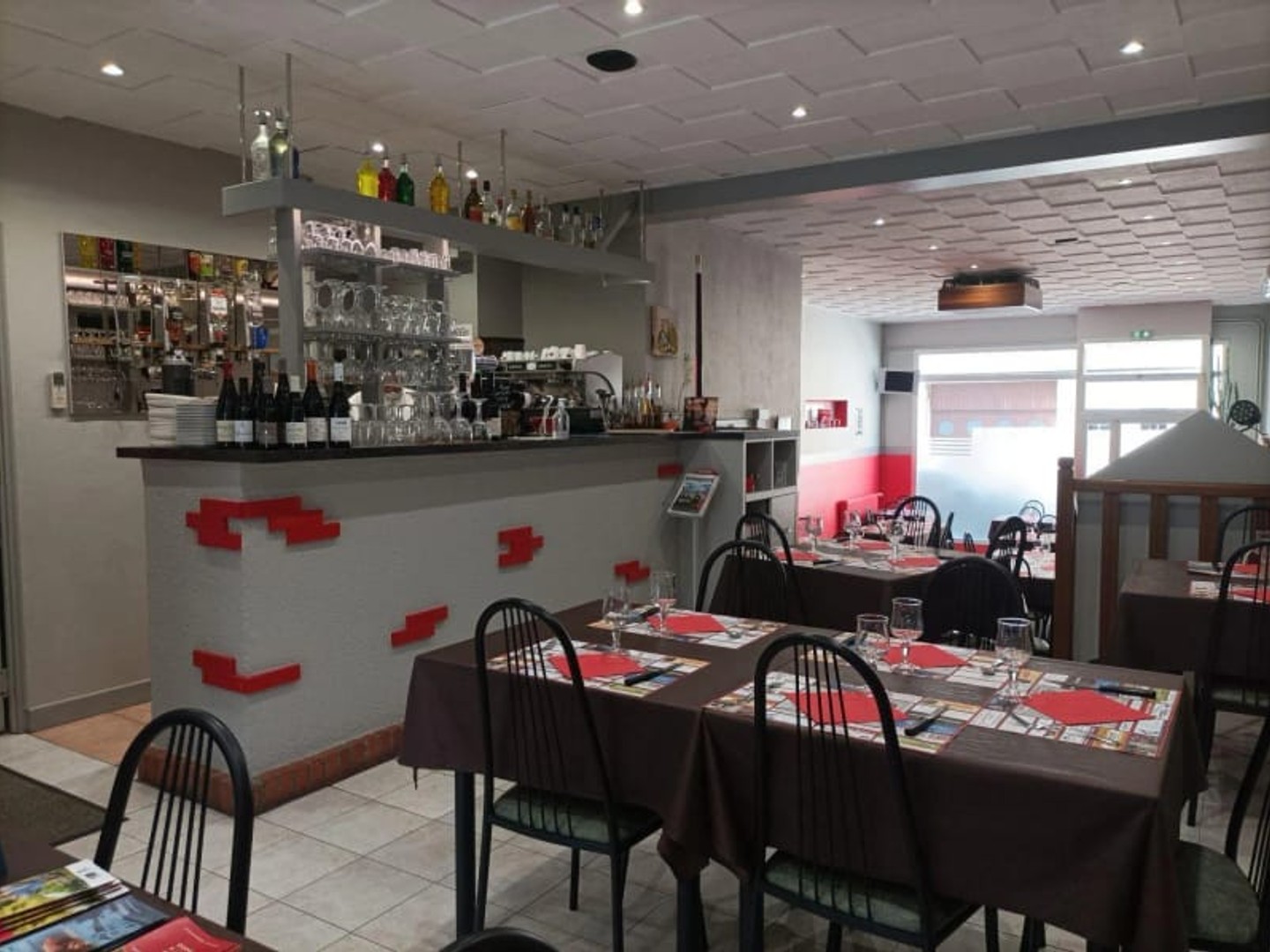 Commerce 4 pièces 108 m²