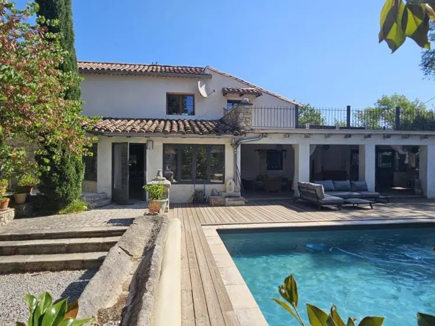 Maison 8 pièces 278 m²
