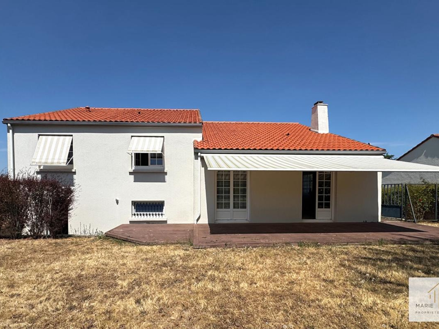 Maison familiale centre bourg de Basse-Goulaine avec sous-sol