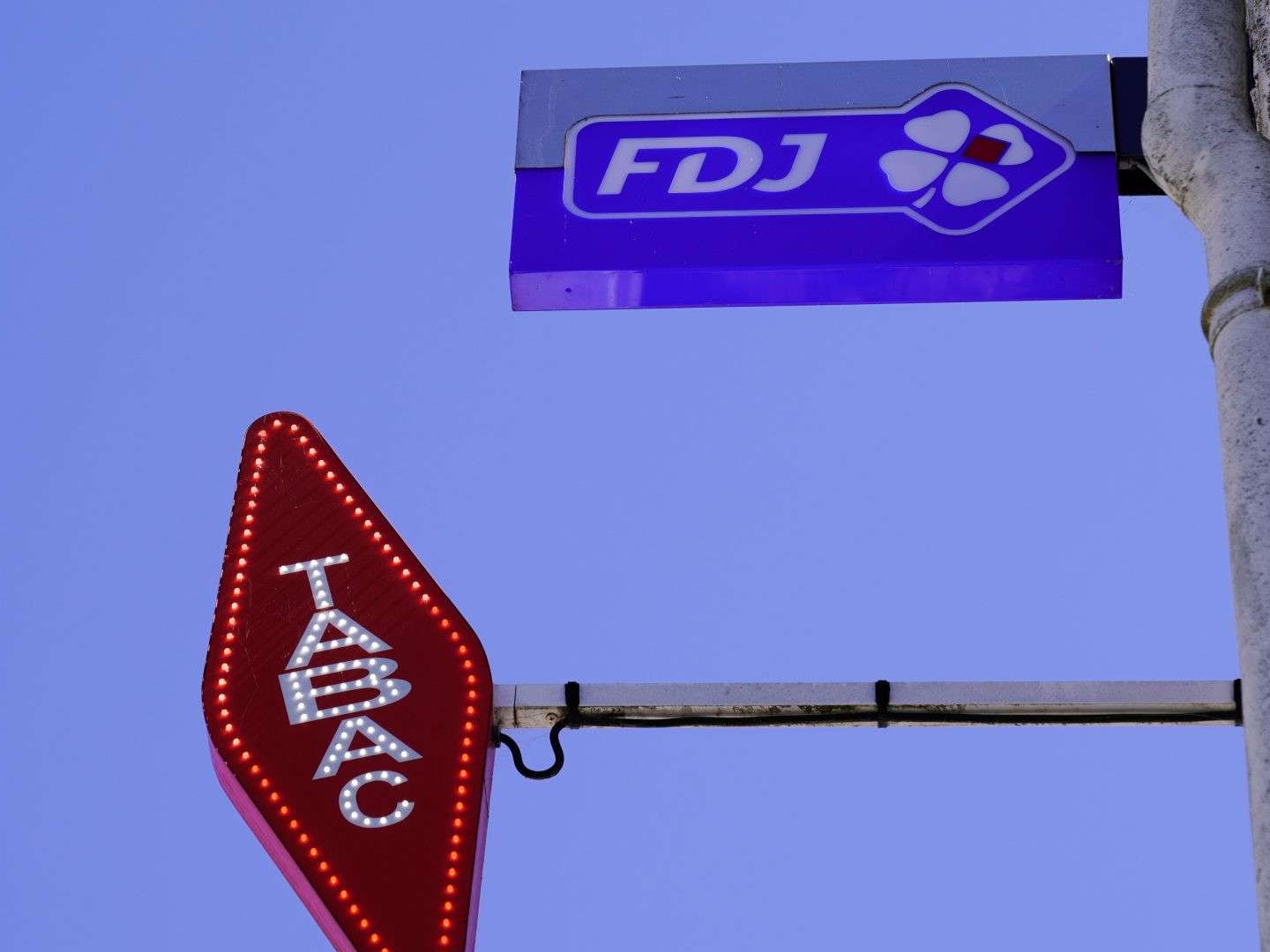 Vente FDC tabac jeux épicerie à Bourg en Bresse