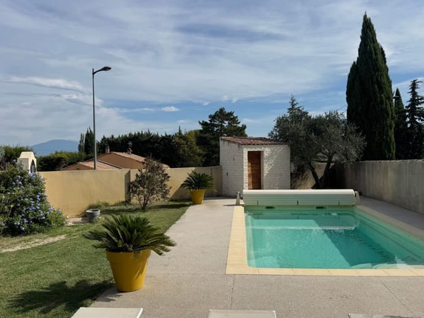 Maison à vendre - 5 pièces - 145m2 - Saint-Saturnin-Lè... (84450)