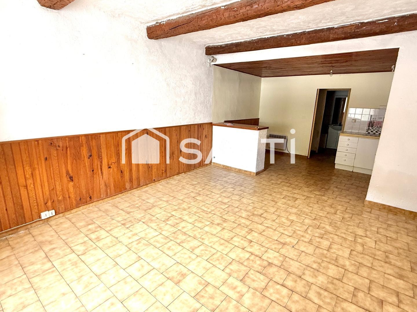Lots de 2 appartements (studio de 39m2 et T3 de 52m2) à rénover!