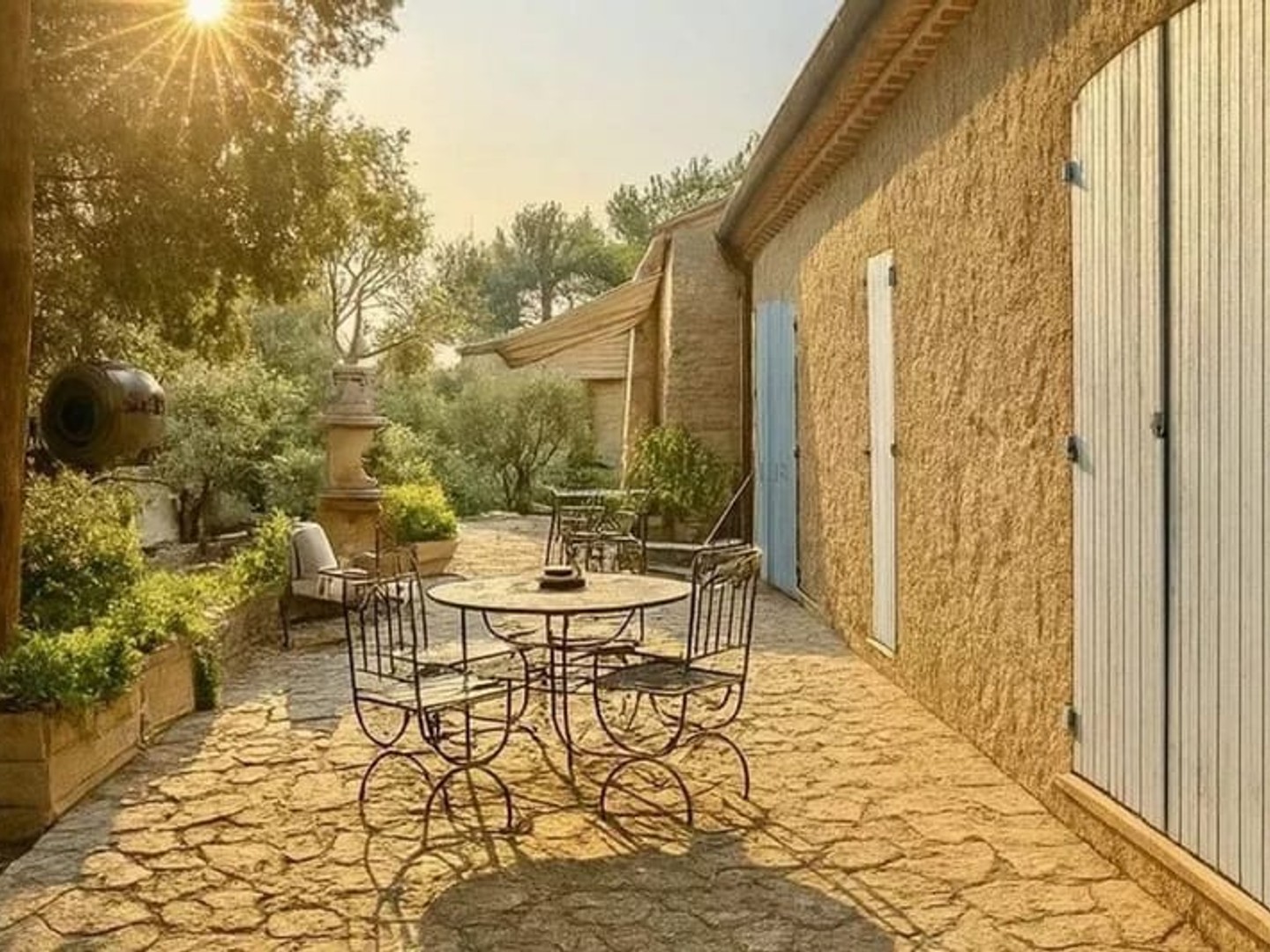Domaine privé d'exception au coeur de la Provence- 1,5 ha clos - Maison & Gîtes