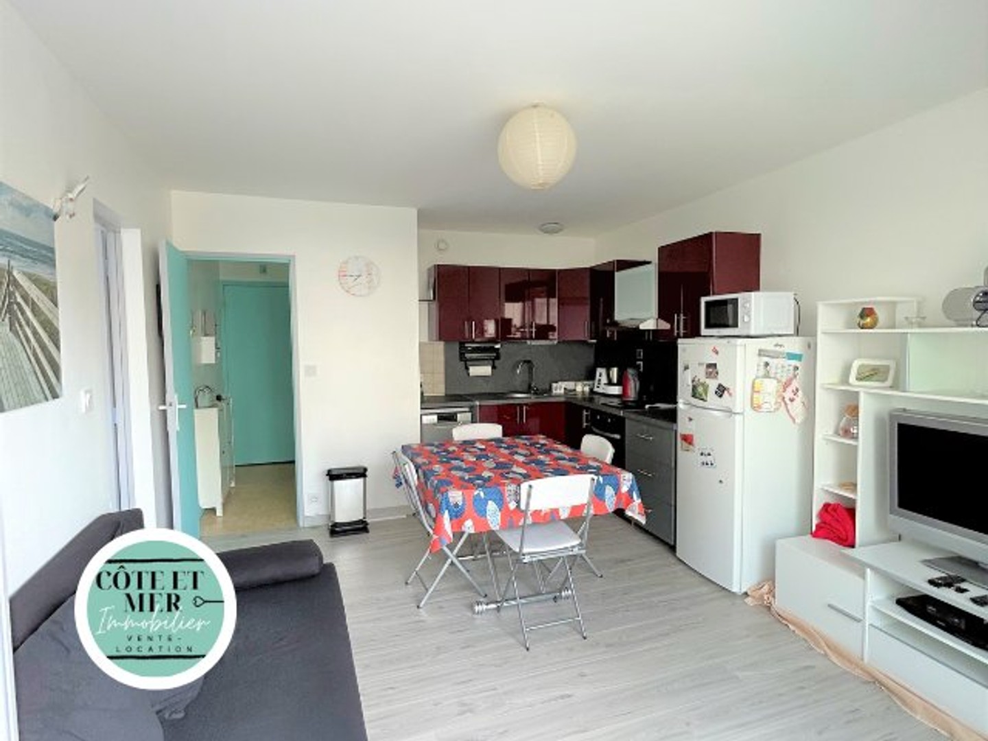 DANS UNE RESIDENCE PROCHE DE LA PLAGE