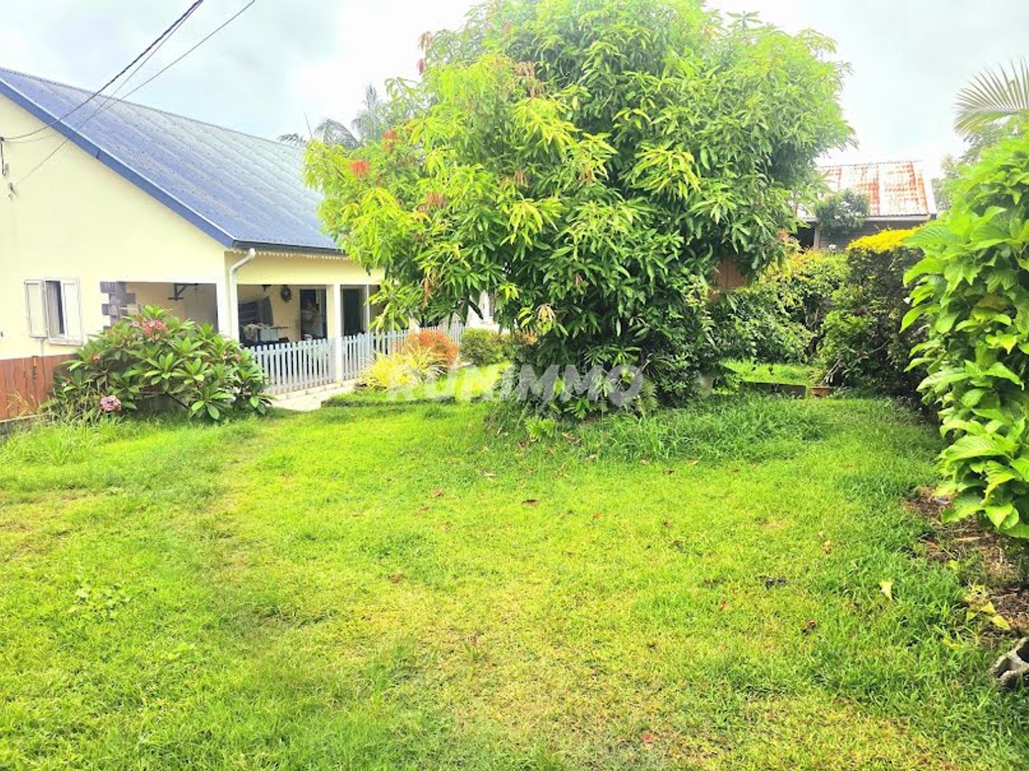 Maison à vendre - 6 pièces - 121m2 - Saint-Joseph (97480)