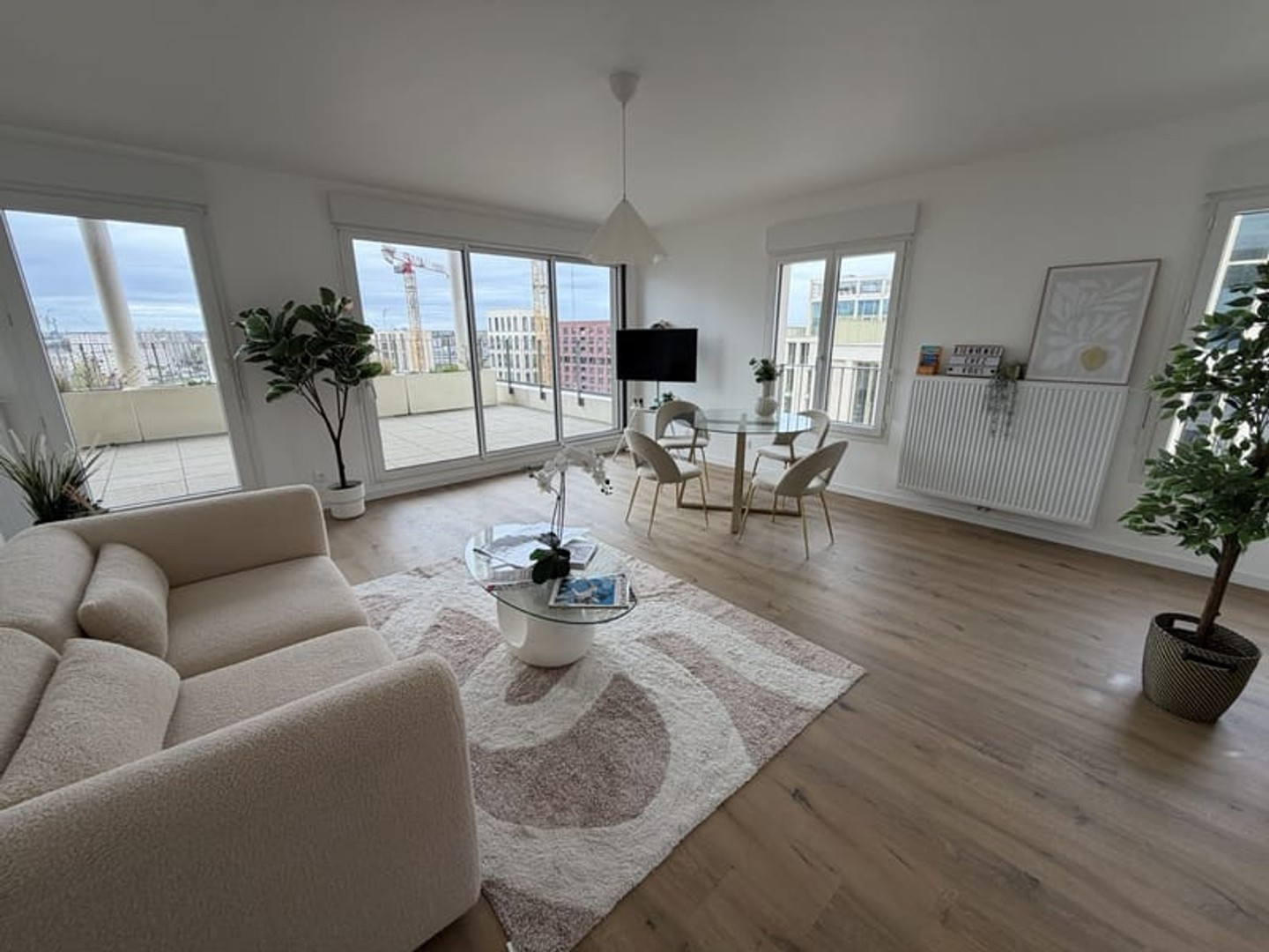 Terrasse - Parking - Notaire offert