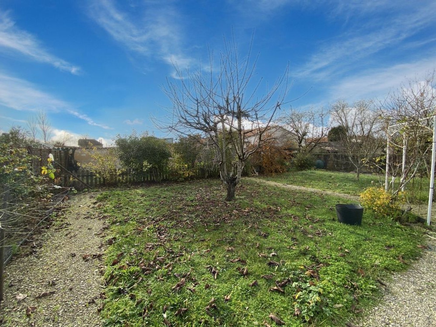 Maison à vendre - 6 pièces - 139m2 - Saint-Jean-D'angély (17400)