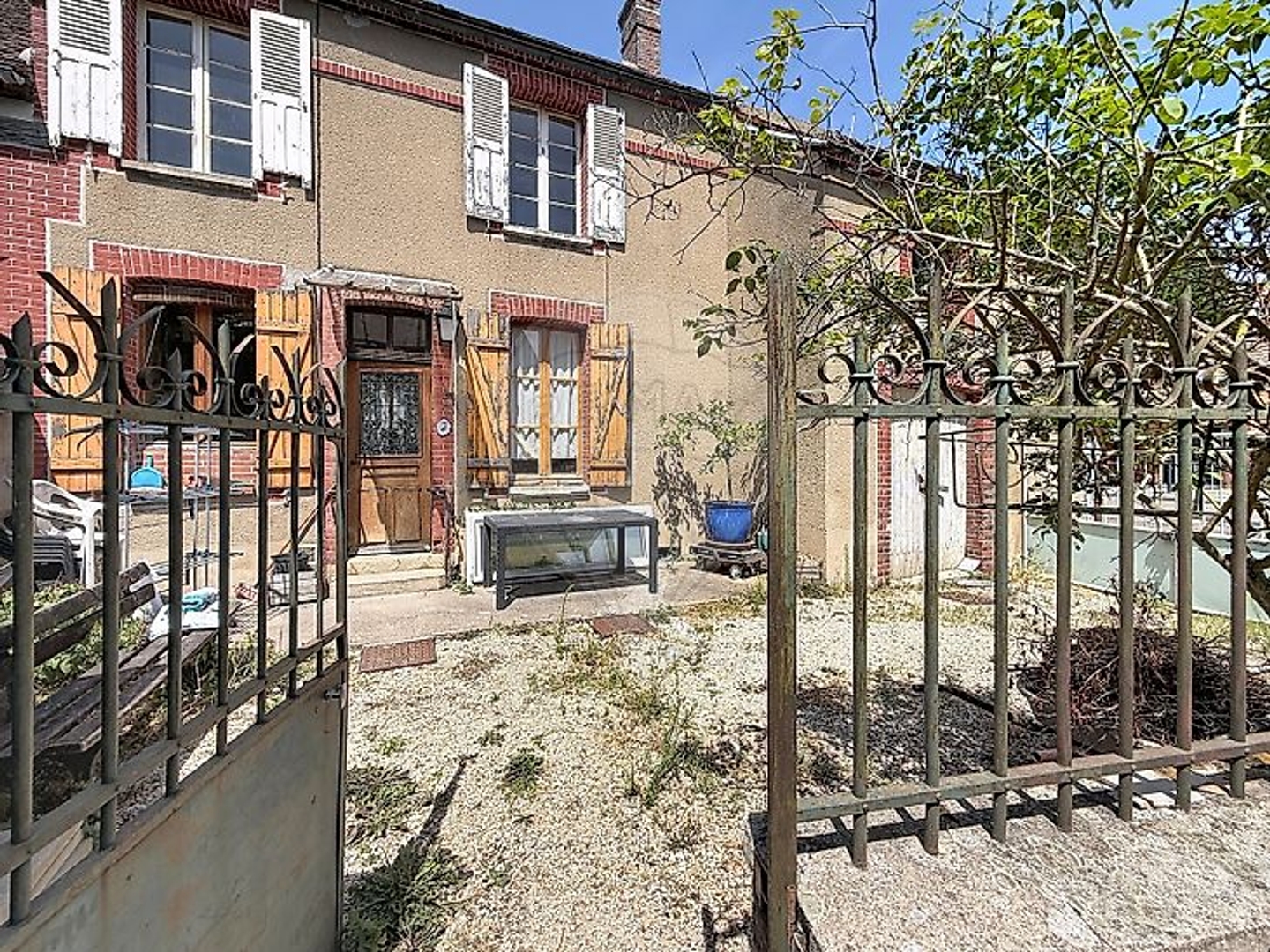 Maison à vendre - 4 pièces - 75m2 - Véron (89510)