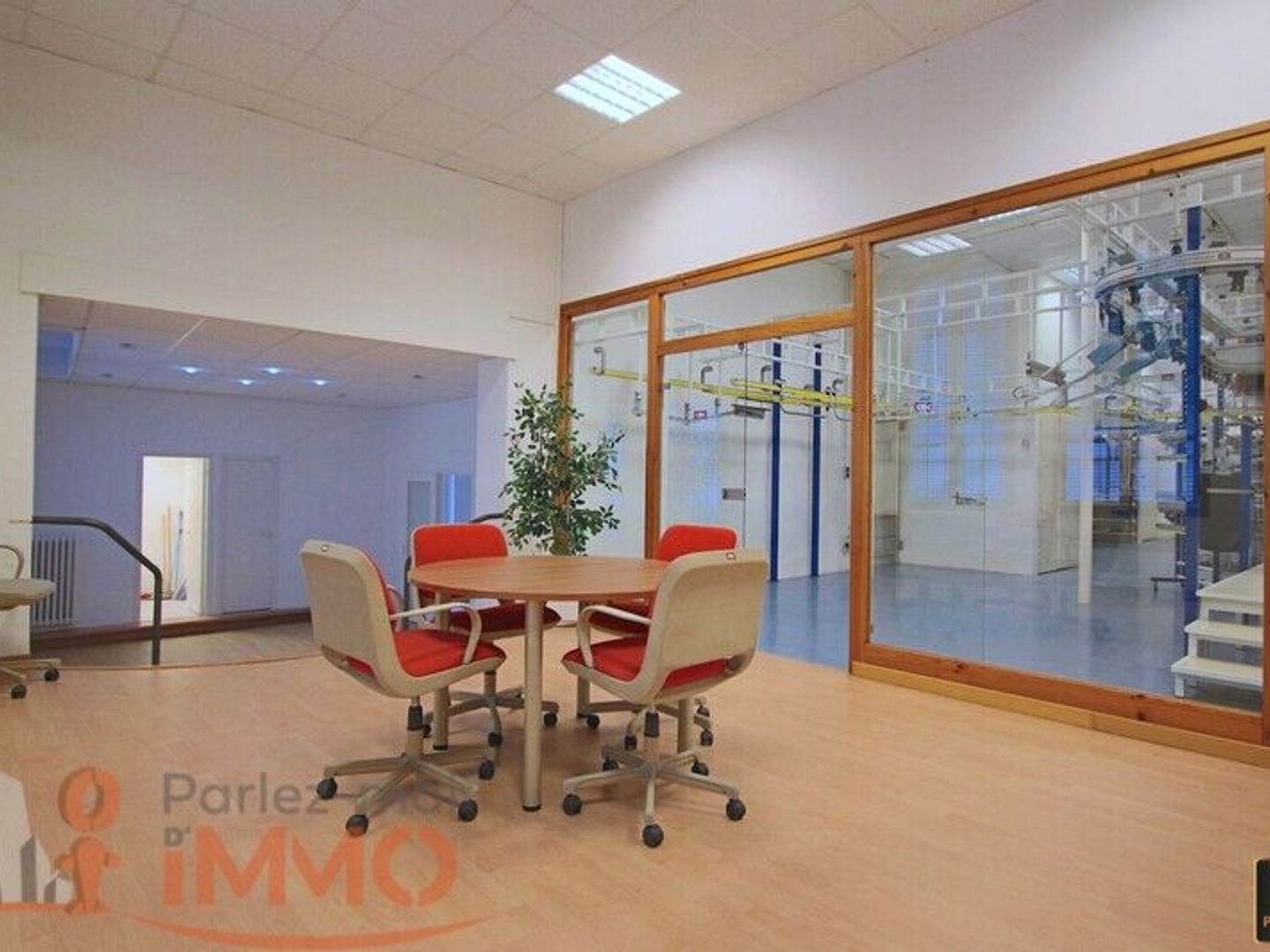 Immeuble à vendre - 10 pièces - 578m2 - Thizy-Les-Bourgs (69240)