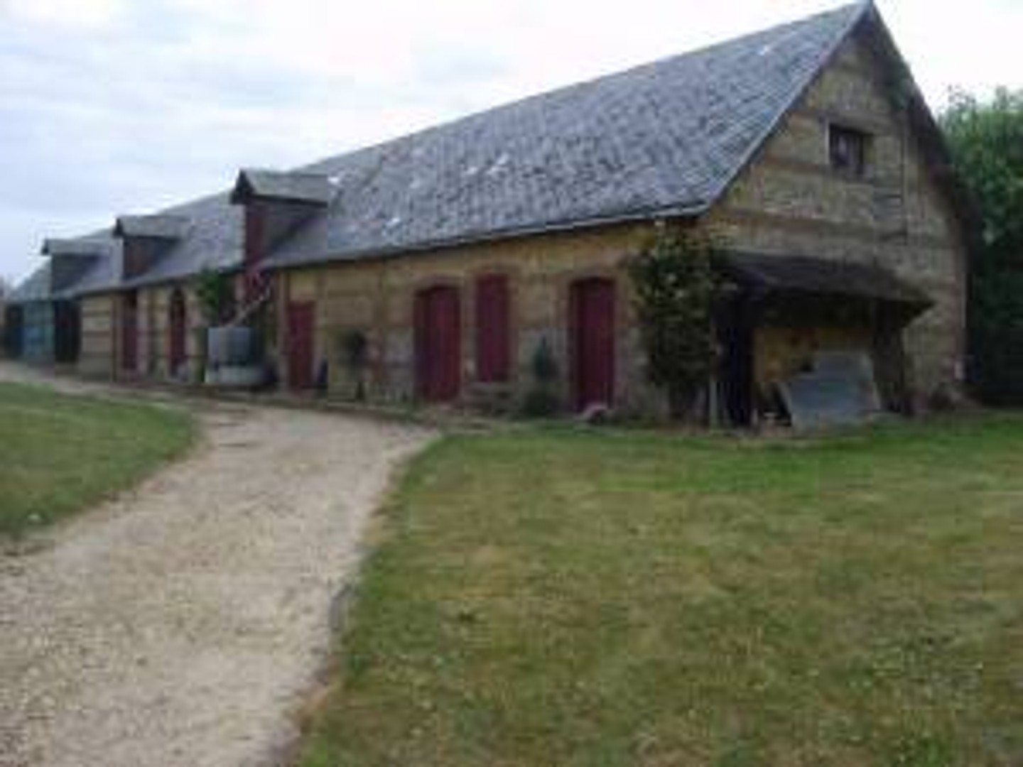 Immeuble à vendre - 2050m2 - Octeville-Sur-Mer (76930)