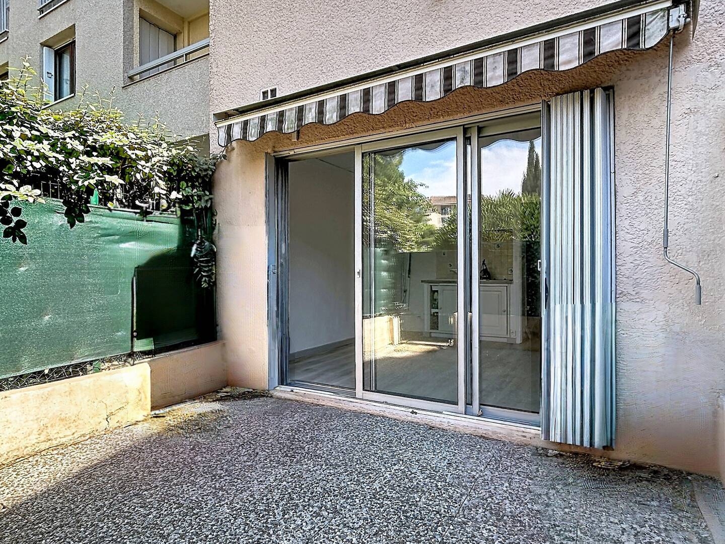 Maison à vendre - 23m2 - Fréjus (83600)