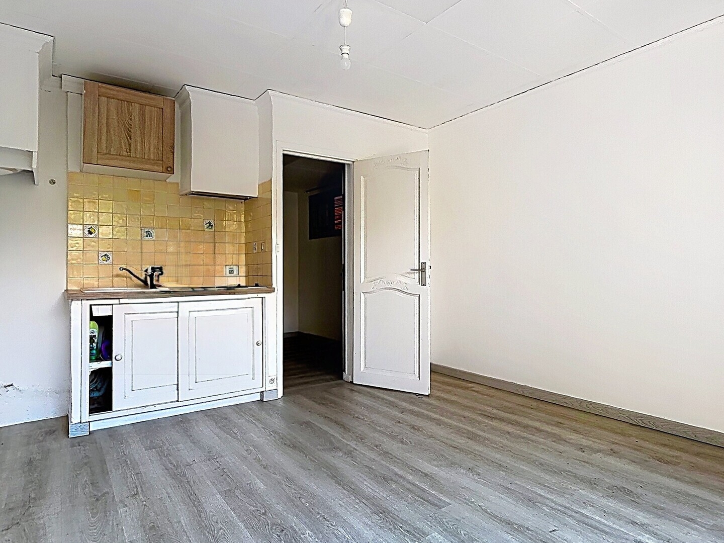 Maison à vendre - 23m2 - Fréjus (83600)