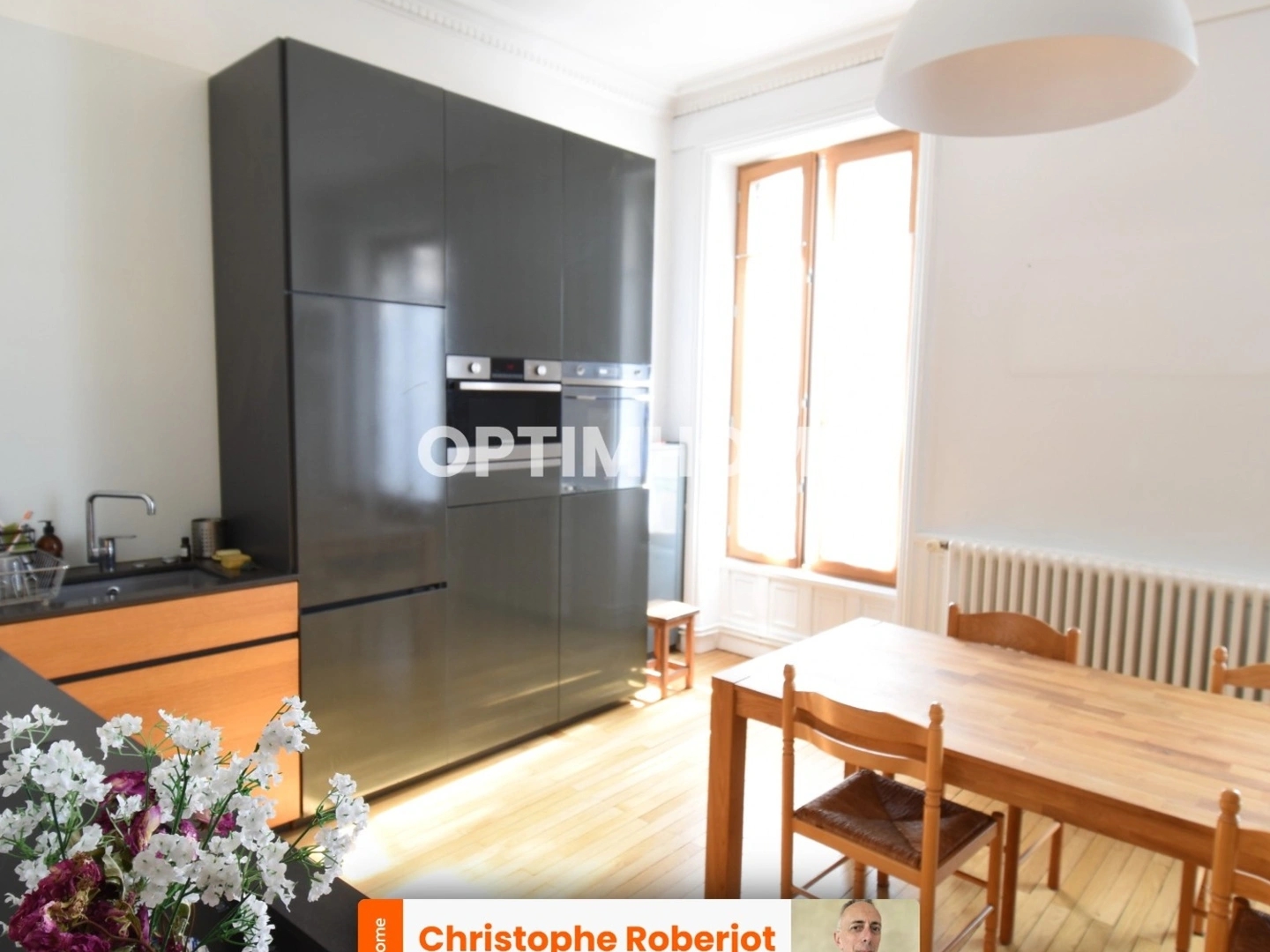 Lumineux appartement Haussmanien de 142m2 au centre-ville de Chalon sur Saône