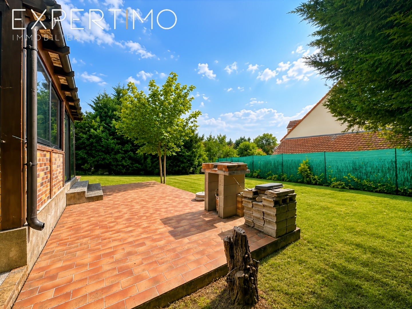 Maison à vendre - 6 pièces - 124m2 - Bruyères-Le-Châtel (91680)