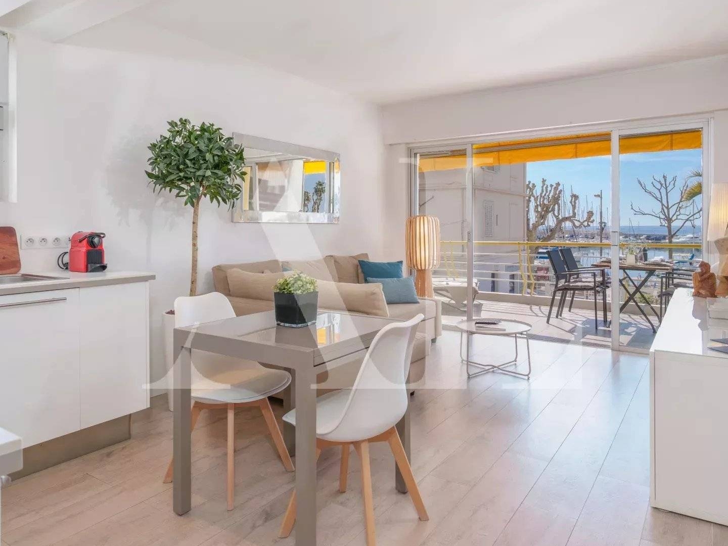 Appartement à vendre - 3 pièces - 48m2 - Vallauris (06220)