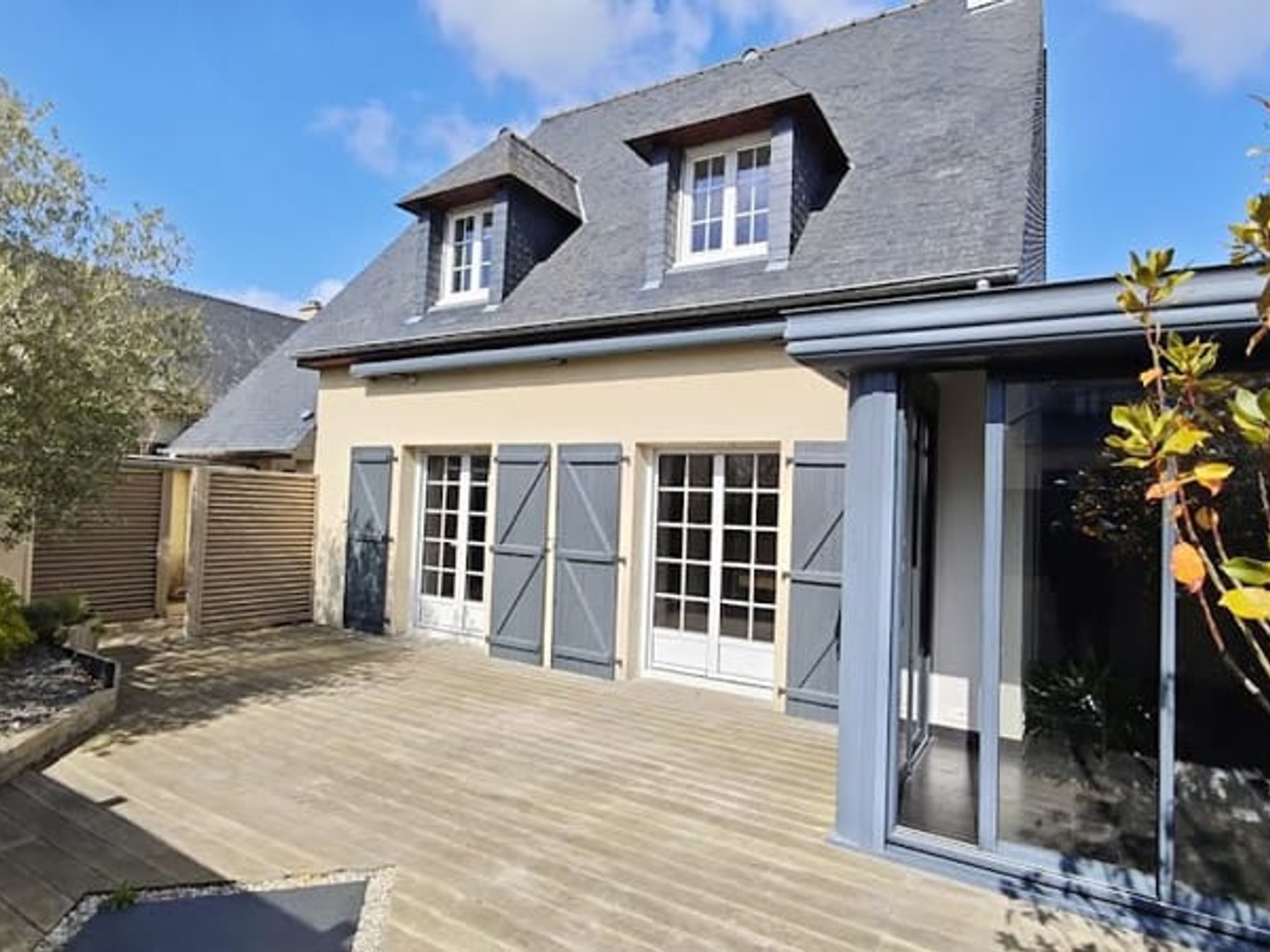 Villa 6 pièces 140 m²